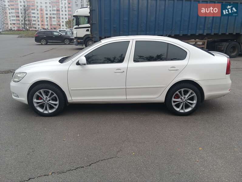 Лифтбек Skoda Octavia 2012 в Харькове