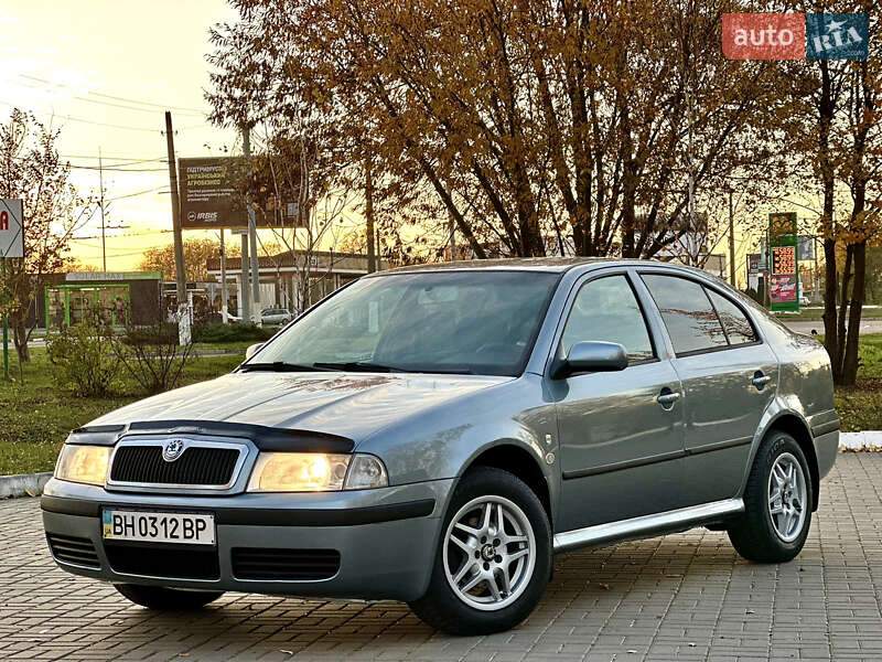 Лифтбек Skoda Octavia 2006 в Кропивницком