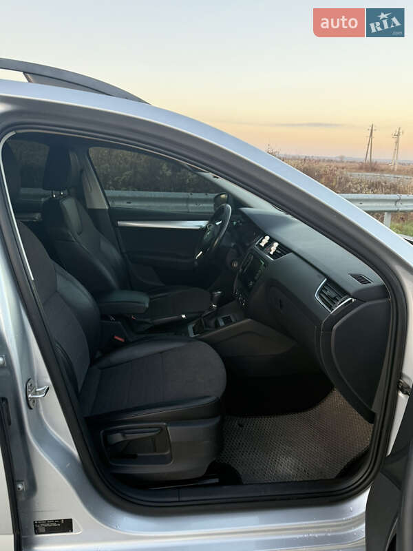 Универсал Skoda Octavia 2015 в Львове фото 13 Универсал Skoda Octavia 2015 в Львове