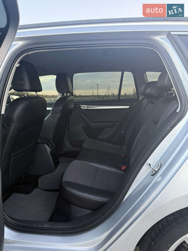 Универсал Skoda Octavia 2015 в Львове фото 16 Универсал Skoda Octavia 2015 в Львове
