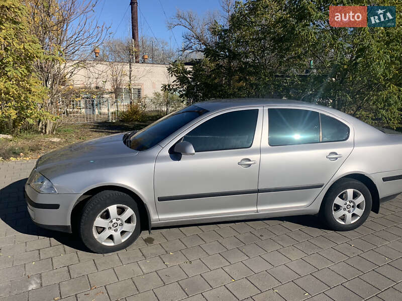Лифтбек Skoda Octavia 2008 в Кременчуге