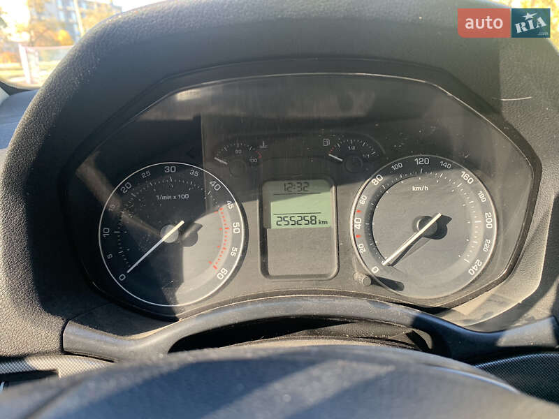 Лифтбек Skoda Octavia 2008 в Кременчуге