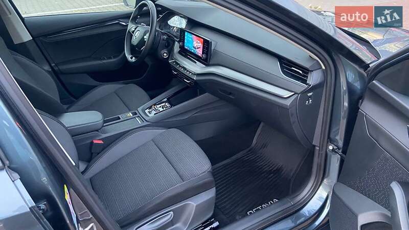 Лифтбек Skoda Octavia 2021 в Хмельницком