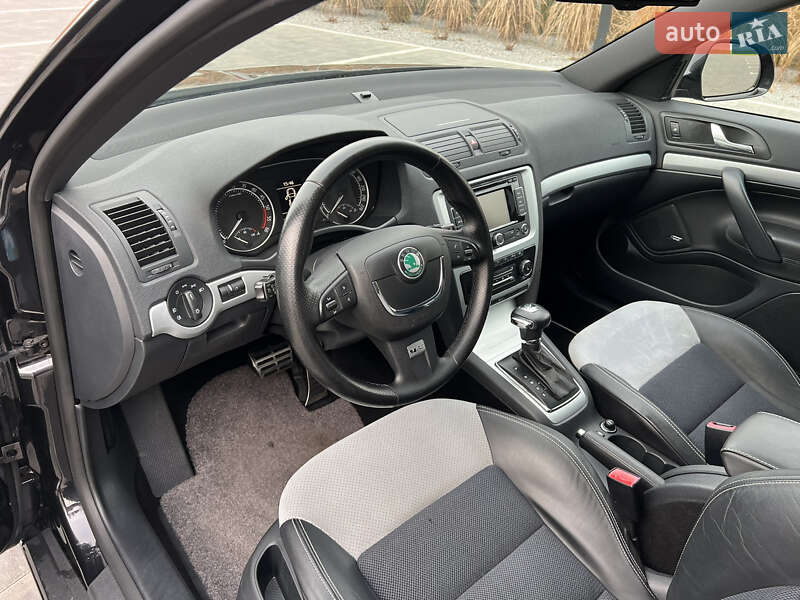 Универсал Skoda Octavia 2010 в Луцке