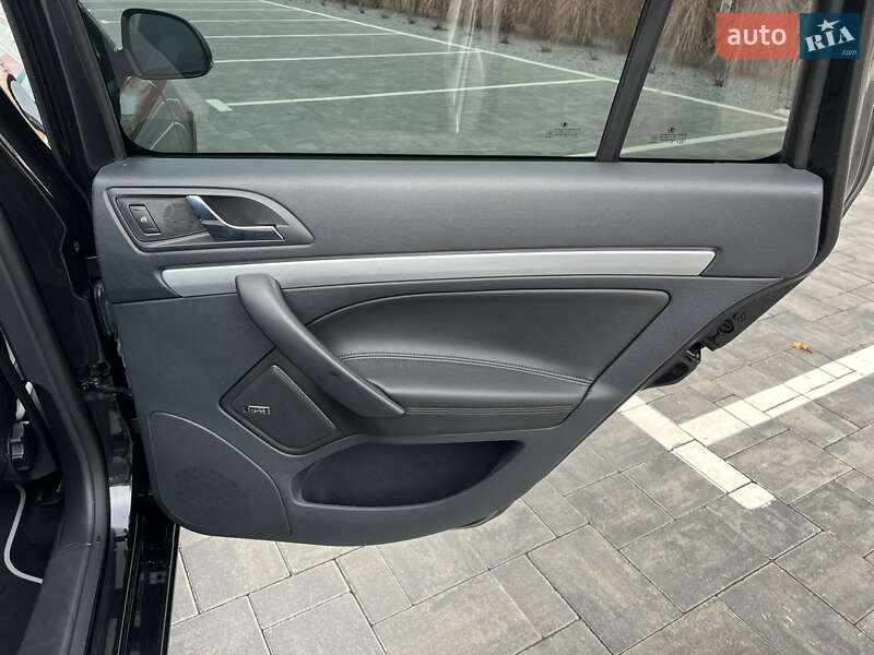 Универсал Skoda Octavia 2010 в Луцке