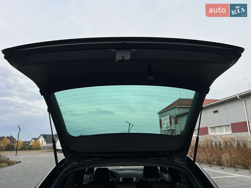 Универсал Skoda Octavia 2010 в Луцке