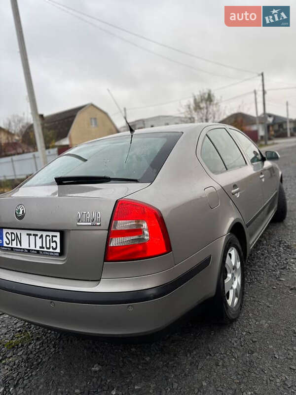 Ліфтбек Skoda Octavia 2006 в Києві