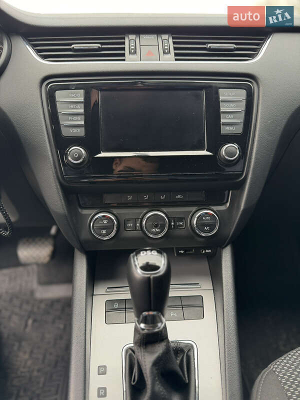 Универсал Skoda Octavia 2016 в Луцке фото 26 Универсал Skoda Octavia 2016 в Луцке