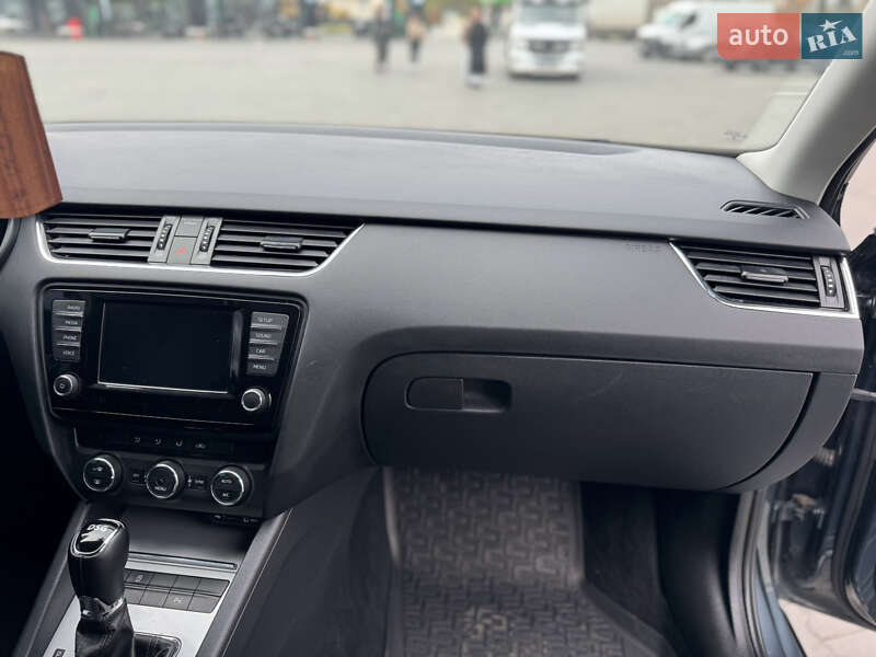 Универсал Skoda Octavia 2016 в Луцке фото 43 Универсал Skoda Octavia 2016 в Луцке