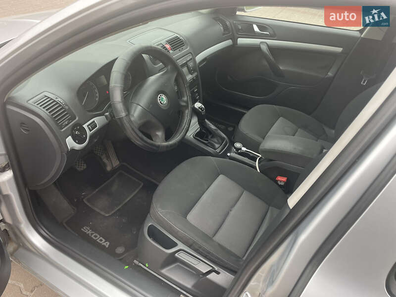 Лифтбек Skoda Octavia 2008 в Обухове фото 5 Лифтбек Skoda Octavia 2008 в Обухове
