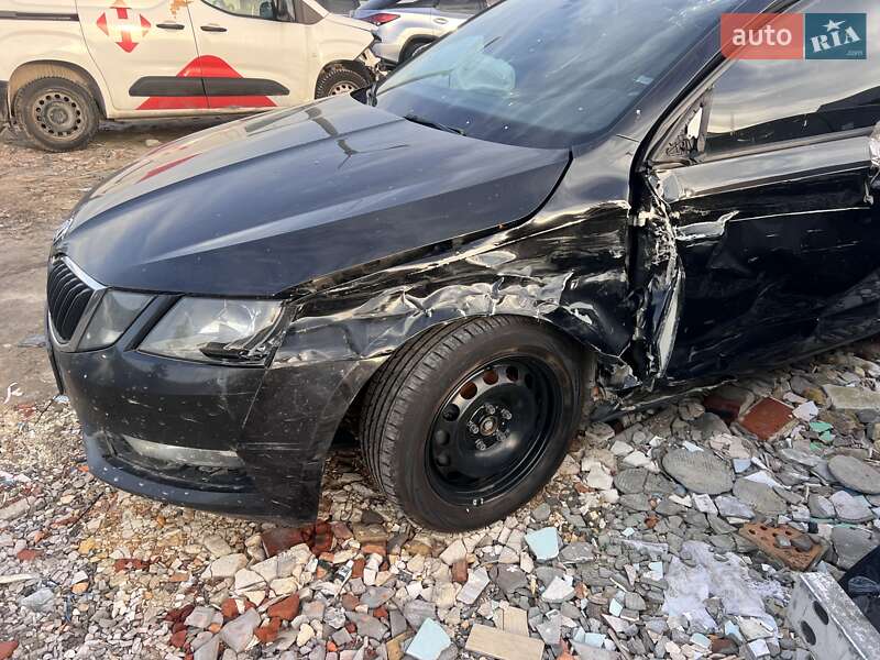 Лифтбек Skoda Octavia 2019 в Киеве