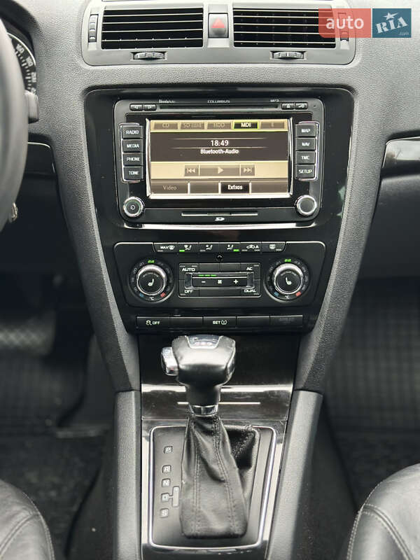 Универсал Skoda Octavia 2011 в Староконстантинове