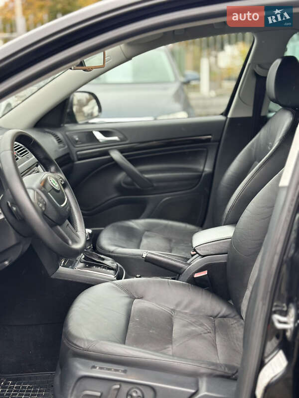 Универсал Skoda Octavia 2011 в Староконстантинове