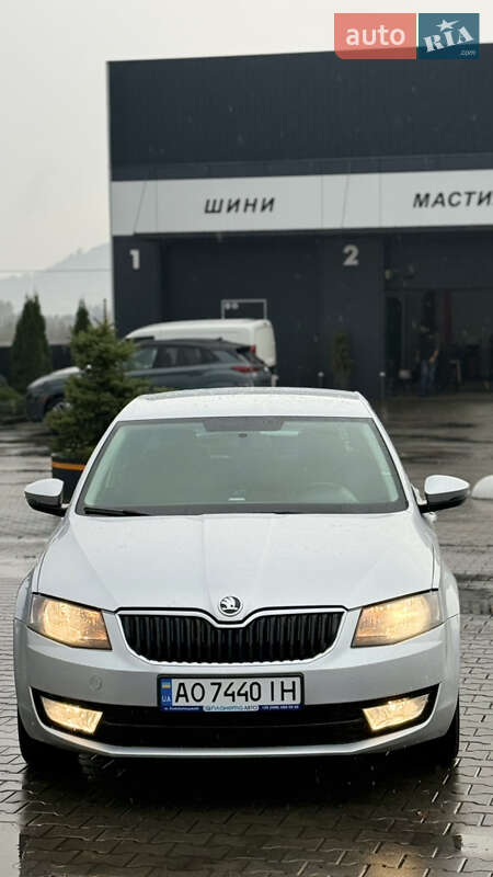 Лифтбек Skoda Octavia 2013 в Хусте