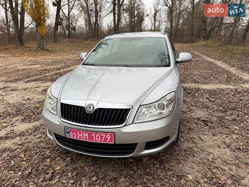Универсал Skoda Octavia 2009 в Полтаве