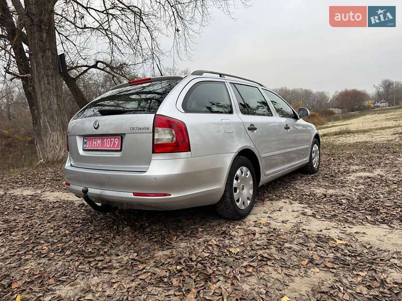 Универсал Skoda Octavia 2009 в Полтаве