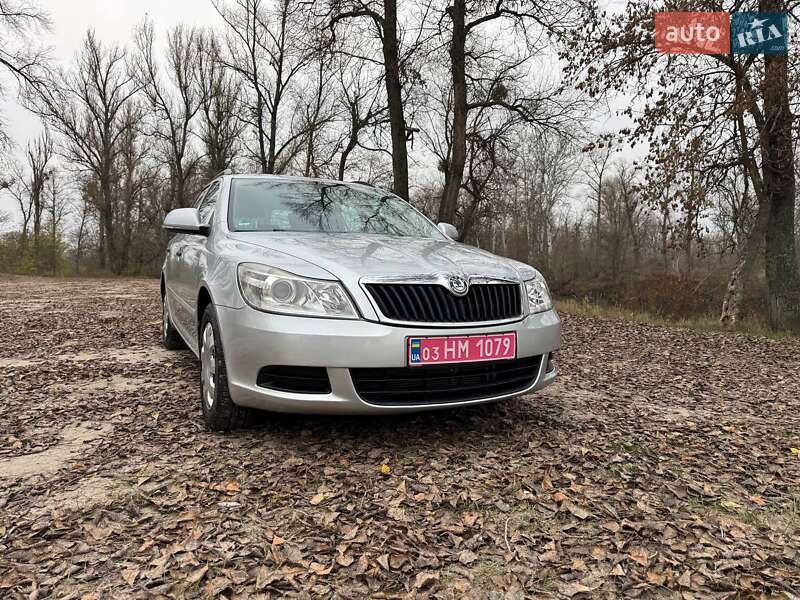 Универсал Skoda Octavia 2009 в Полтаве