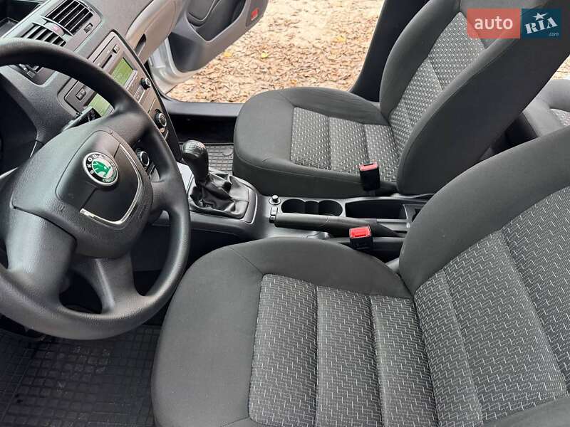 Универсал Skoda Octavia 2009 в Полтаве