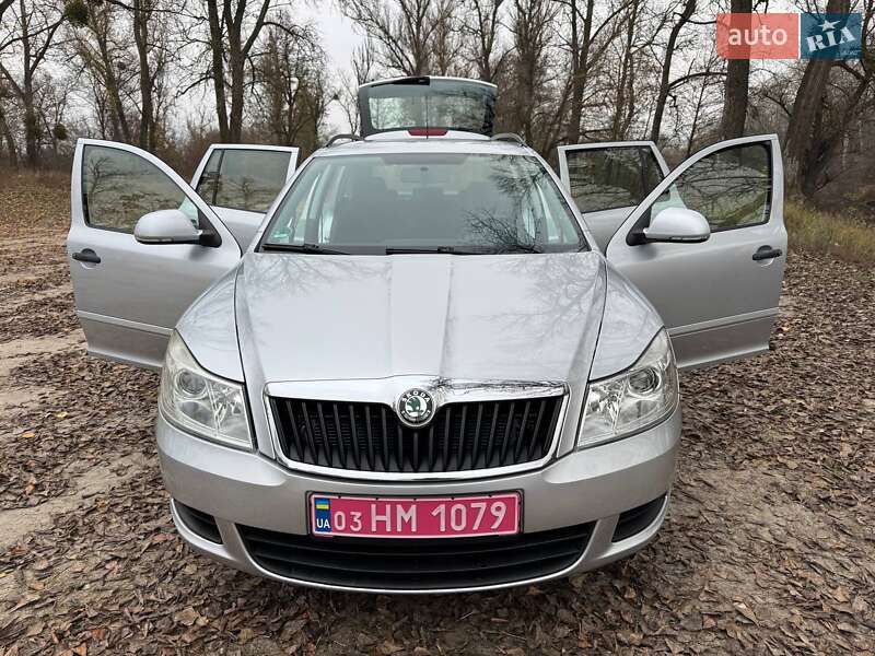 Универсал Skoda Octavia 2009 в Полтаве