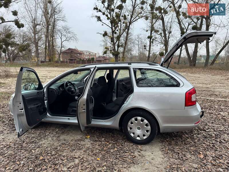 Универсал Skoda Octavia 2009 в Полтаве