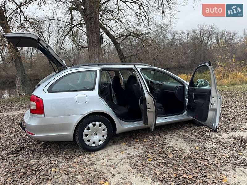Универсал Skoda Octavia 2009 в Полтаве