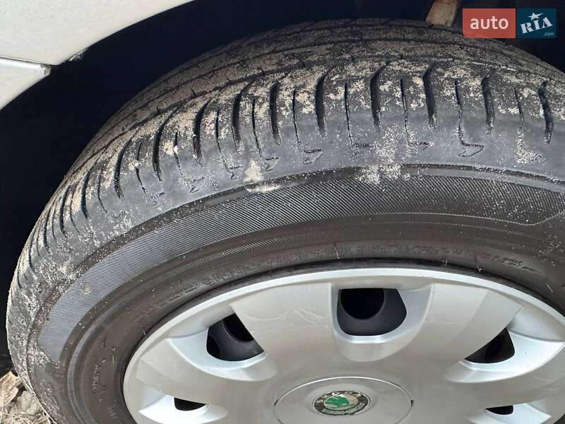 Универсал Skoda Octavia 2009 в Полтаве