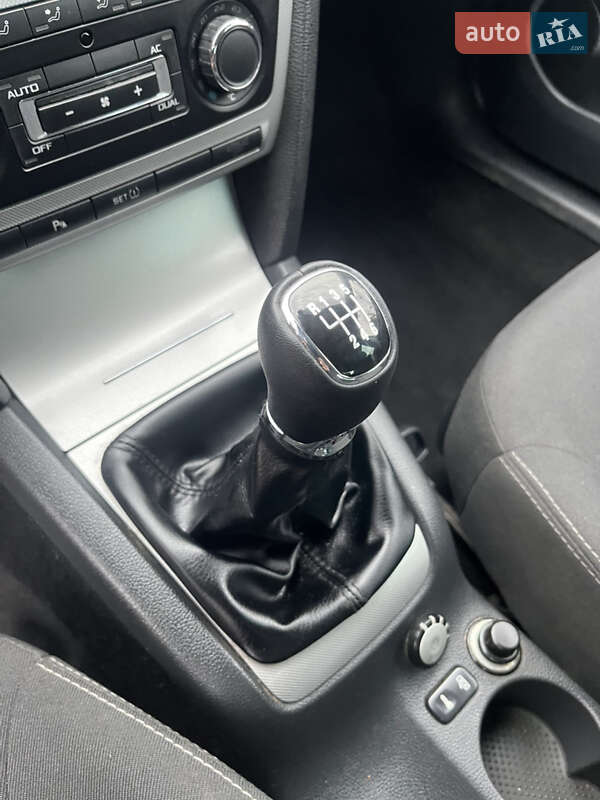 Универсал Skoda Octavia 2010 в Львове фото 69 Универсал Skoda Octavia 2010 в Львове