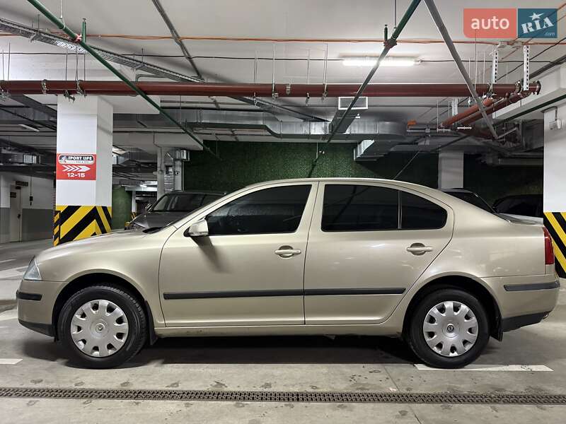 Лифтбек Skoda Octavia 2005 в Киеве фото 6 Лифтбек Skoda Octavia 2005 в Киеве