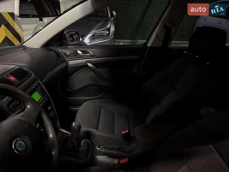 Лифтбек Skoda Octavia 2005 в Киеве фото 18 Лифтбек Skoda Octavia 2005 в Киеве