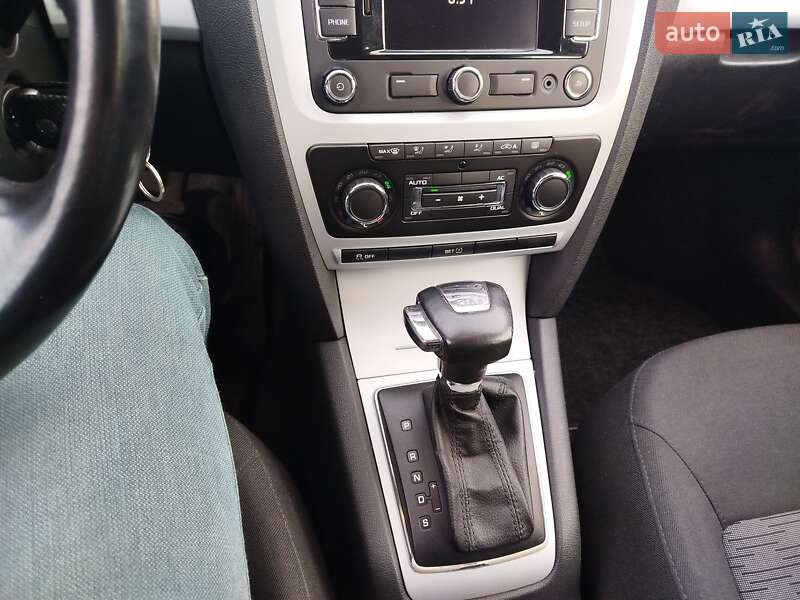 Универсал Skoda Octavia 2010 в Бахмаче