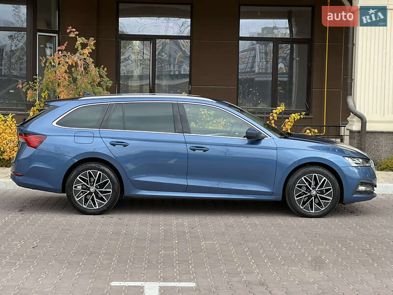 Универсал Skoda Octavia 2021 в Киеве