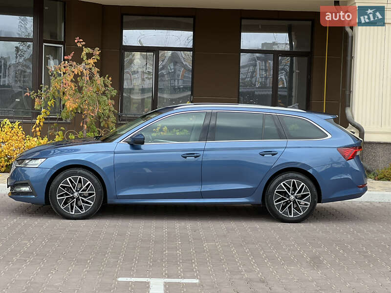 Универсал Skoda Octavia 2021 в Киеве