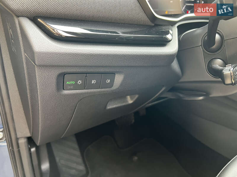 Универсал Skoda Octavia 2021 в Киеве