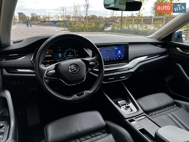 Универсал Skoda Octavia 2021 в Киеве