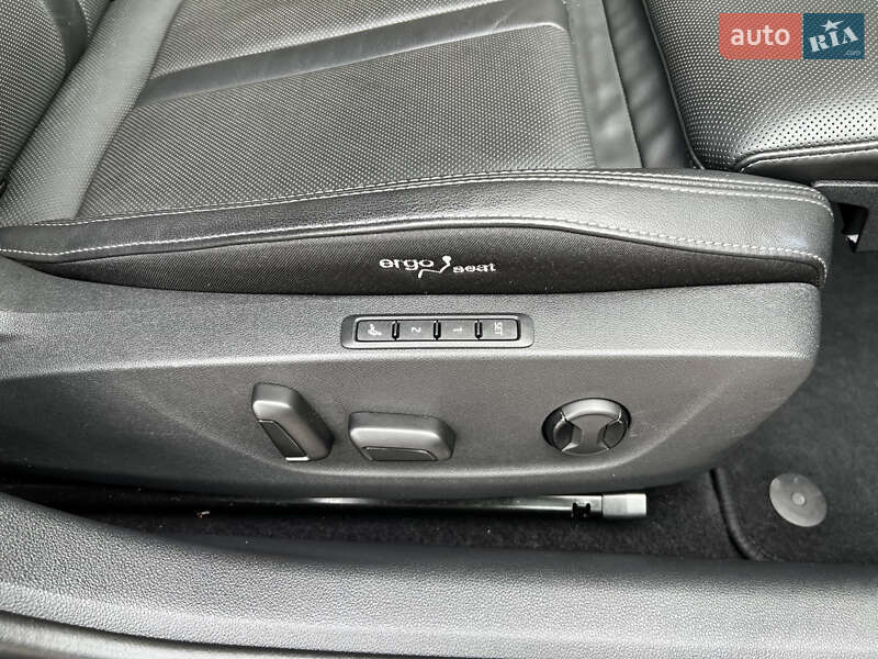 Универсал Skoda Octavia 2021 в Киеве