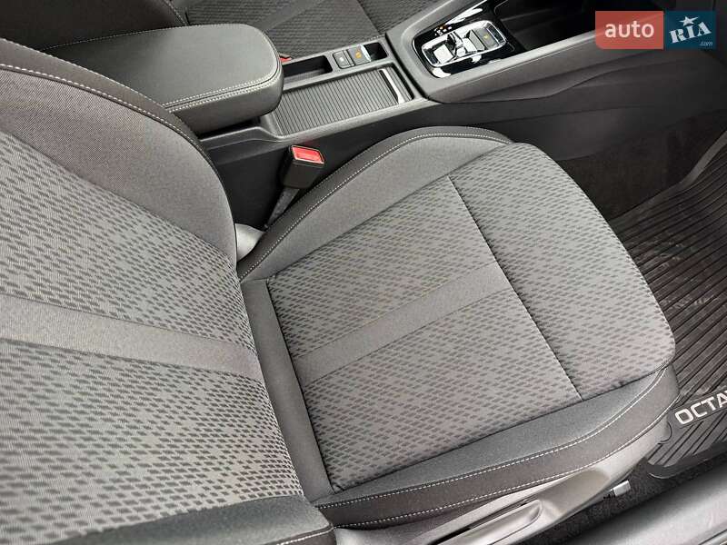 Лифтбек Skoda Octavia 2021 в Кривом Роге
