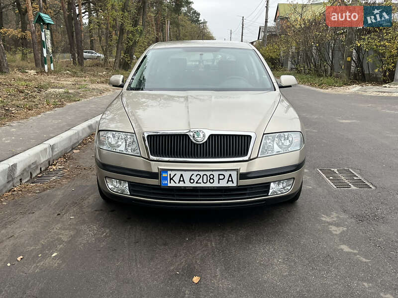 Лифтбек Skoda Octavia 2005 в Киеве