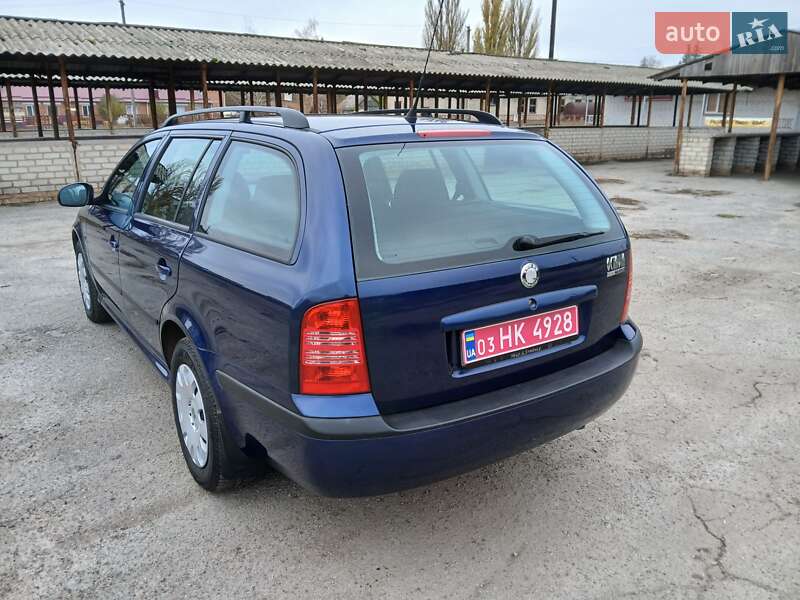 Универсал Skoda Octavia 2009 в Краснограде