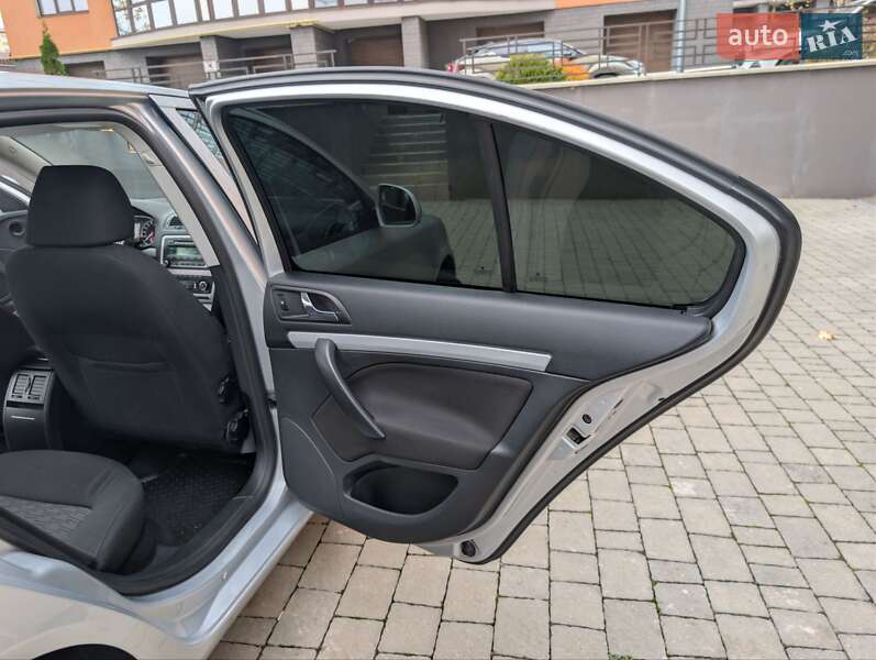 Лифтбек Skoda Octavia 2011 в Ивано-Франковске фото 37 Лифтбек Skoda Octavia 2011 в Ивано-Франковске
