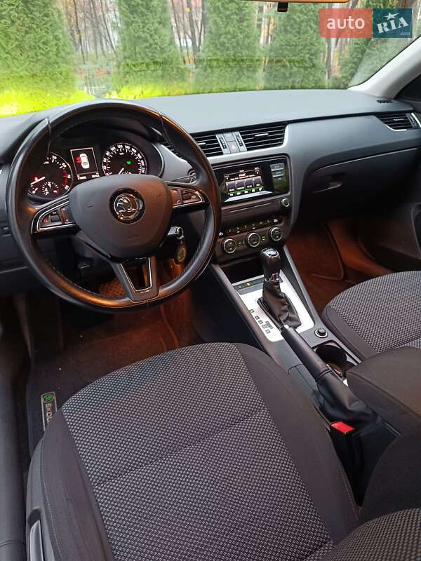 Лифтбек Skoda Octavia 2015 в Киеве