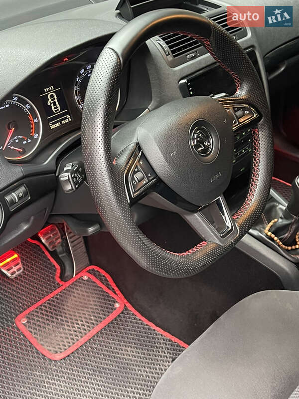 Лифтбек Skoda Octavia 2012 в Днепре