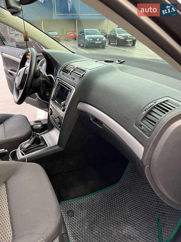 Универсал Skoda Octavia 2010 в Кременчуге