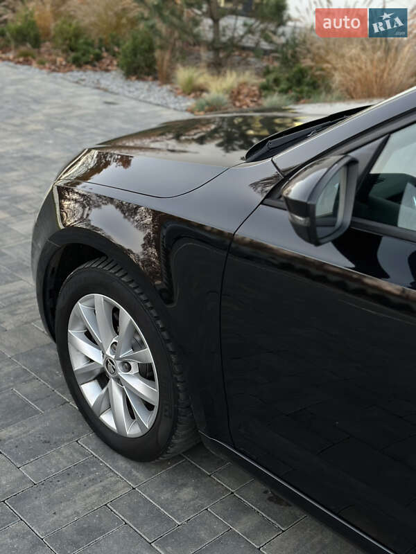 Универсал Skoda Octavia 2019 в Луцке
