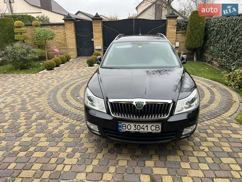 Универсал Skoda Octavia 2010 в Ровно фото Универсал Skoda Octavia 2010 в Ровно