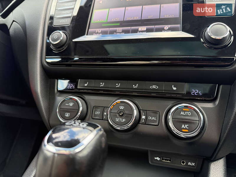 Универсал Skoda Octavia 2015 в Житомире