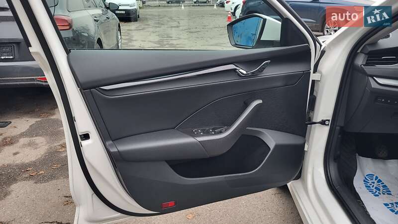 Ліфтбек Skoda Octavia 2021 в Києві