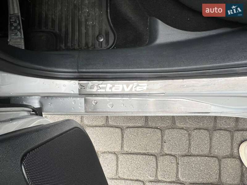 Лифтбек Skoda Octavia 2012 в Ивано-Франковске фото 17 Лифтбек Skoda Octavia 2012 в Ивано-Франковске
