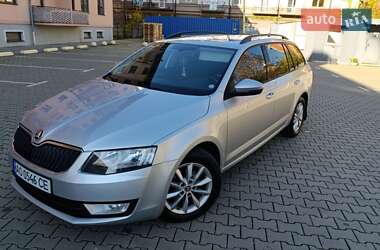 Універсал Skoda Octavia 2014 в Ужгороді