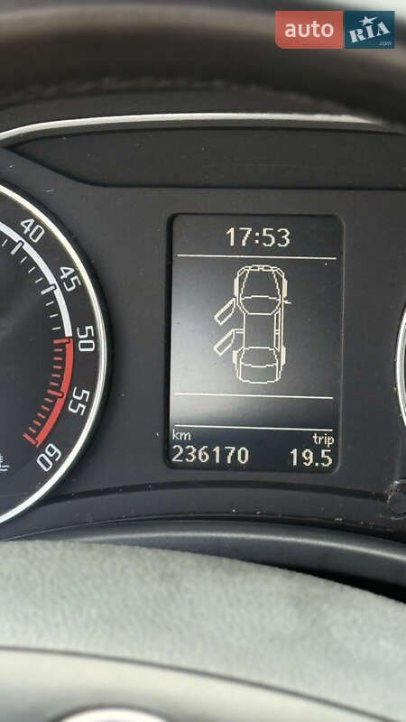 Универсал Skoda Octavia 2011 в Луцке фото 31 Универсал Skoda Octavia 2011 в Луцке