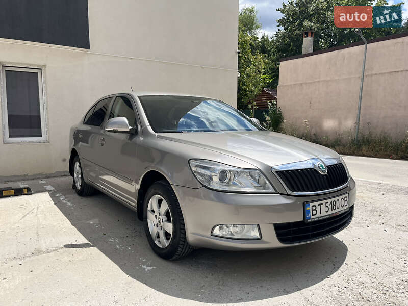 Skoda Octavia 2010 Skoda Octavia 2010